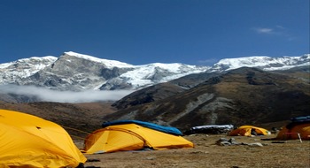 SINGALILA KANCHENJUNGA ROUND TREK VIA YAMBONG